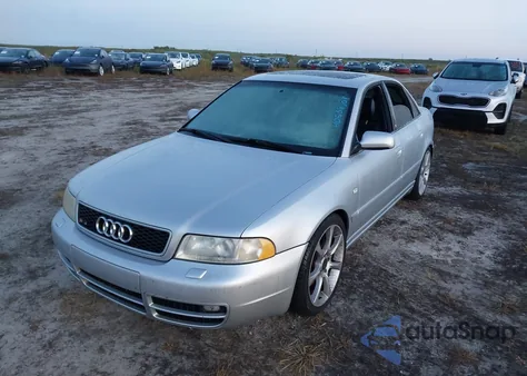 2001 Audi S4 2.7T z USA, uszkodzony, nr VIN WAURD68D41A106482